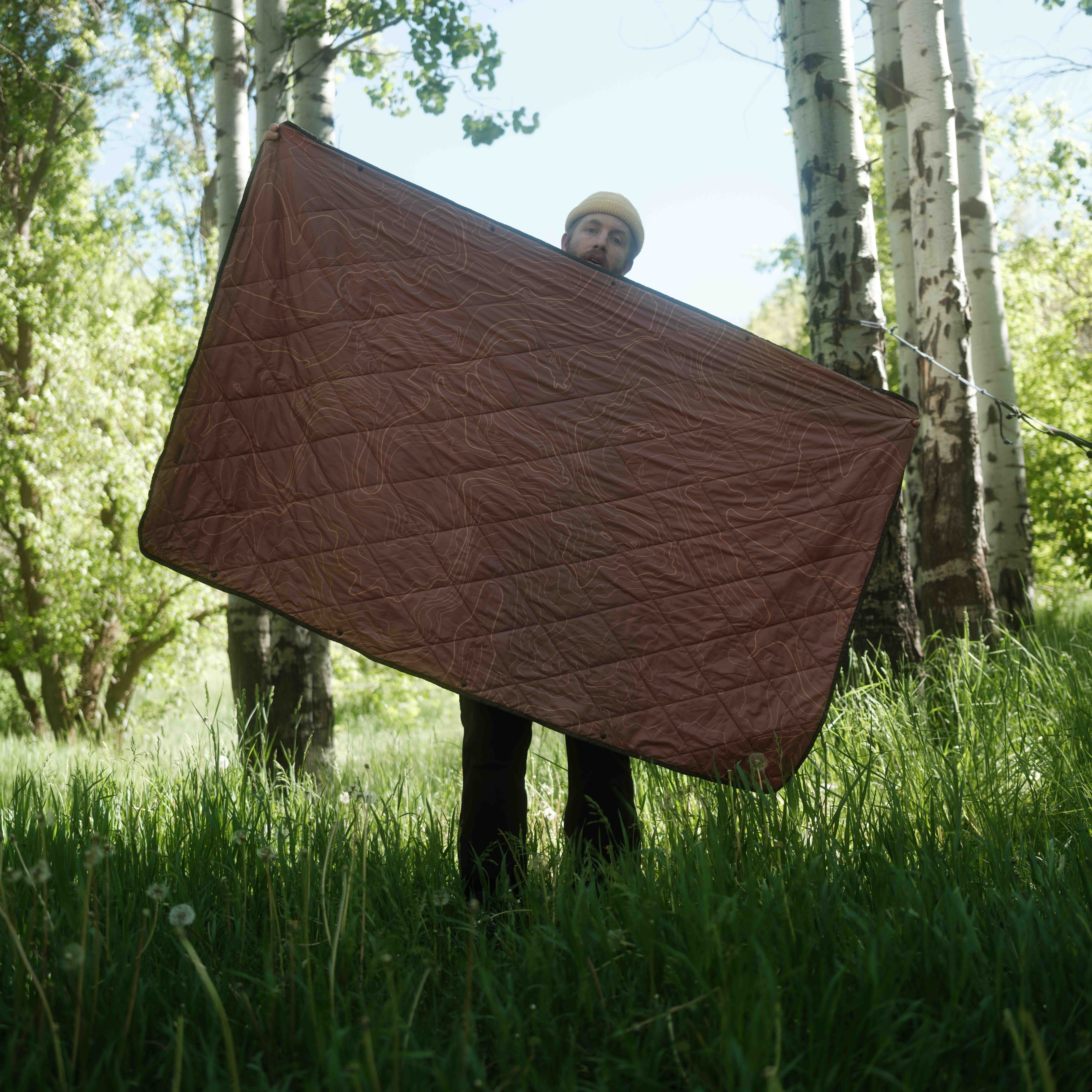 UltraPak™ Blanket - Packable & Puffy | Topo