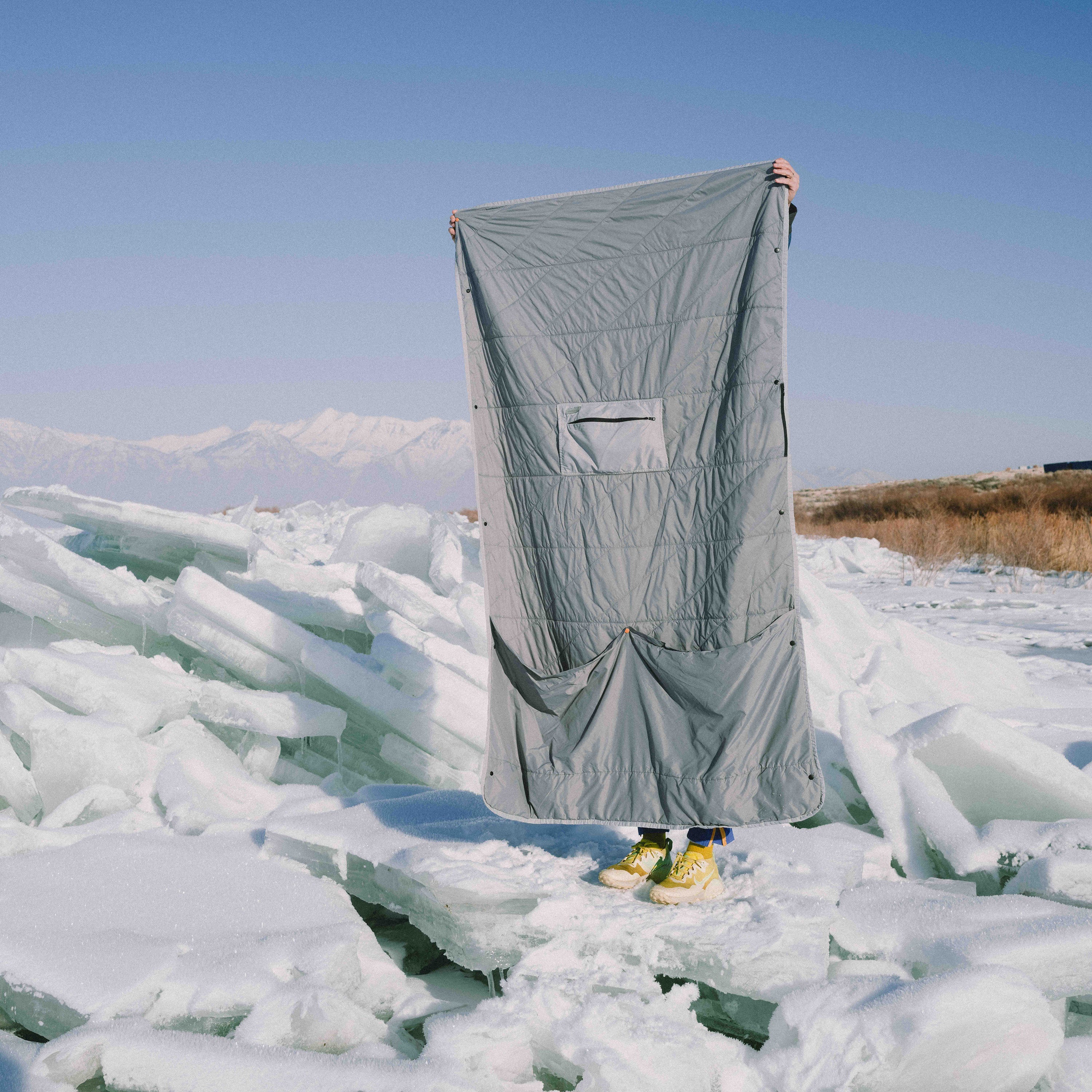 Layover™ Travel Blanket - Packable & Puffy | Gray