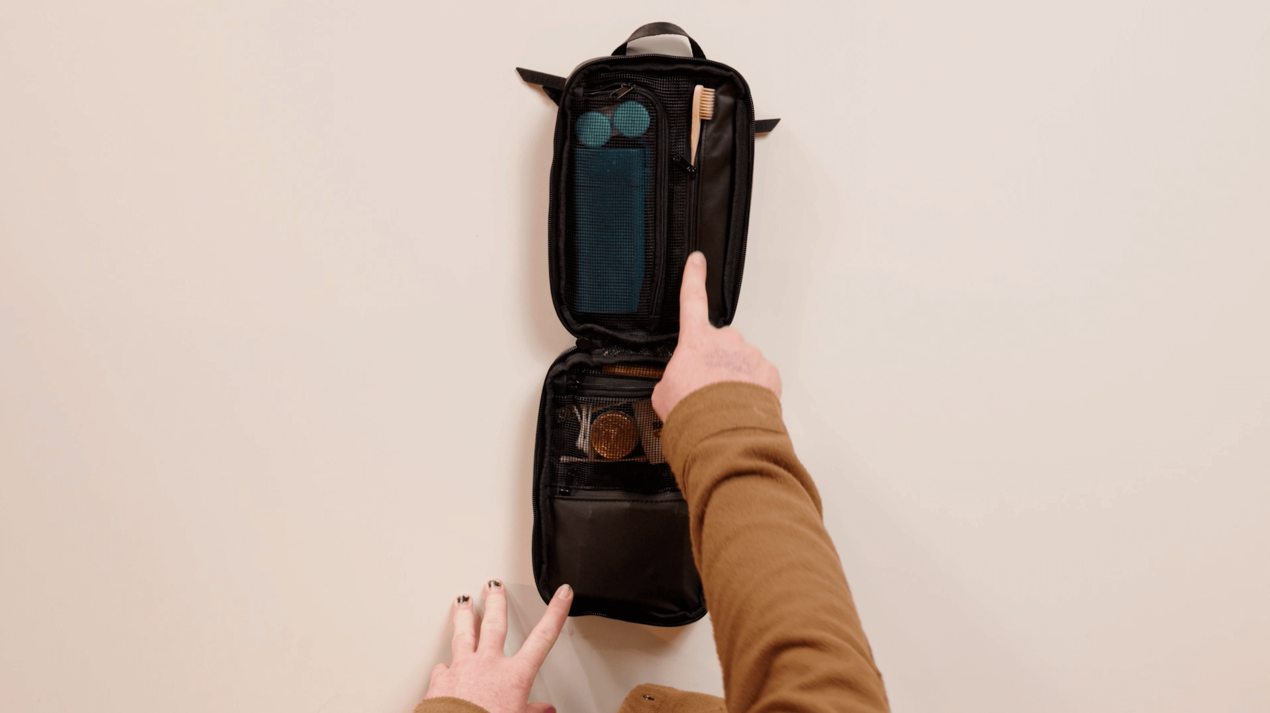 Explorer MINI™ Toiletry Bag - Minimal Travel